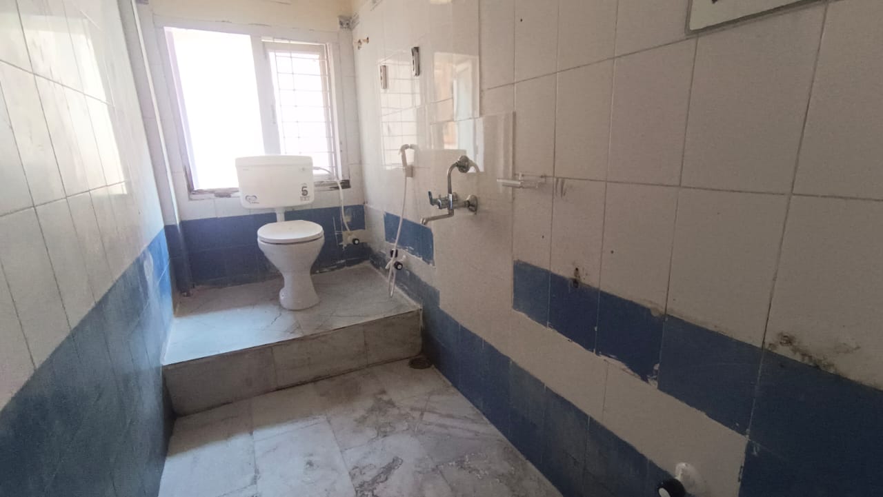 Unfurnished 3bhk in South Sarania, Manipuri Rajbari, Guwahati, Assam, India for Rent